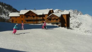 Gençler kızlar büyük slalom ders