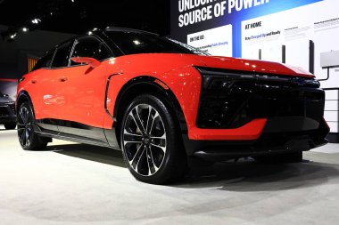 2027 Chevrolet Bolt RS, 2025 Los Angeles Otomobil Fuarı. Los Angeles Otomobil Fuarı Kuzey Amerika 'daki en büyük otomobil fuarlarından biridir.