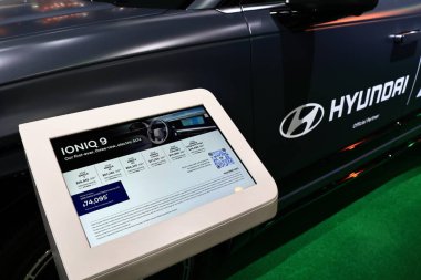 2026 Hyundai IONIQ 9 AWD Performans LTD 2025 Los Angeles Otomobil Fuarı. Los Angeles Otomobil Fuarı Kuzey Amerika 'daki en büyük otomobil fuarlarından biridir.