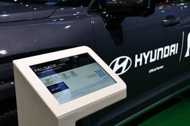 2026 Hyundai Palisade Hybrid 2025 Los Angeles Otomobil Fuarı. Los Angeles Otomobil Fuarı Kuzey Amerika 'daki en büyük otomobil fuarlarından biridir.
