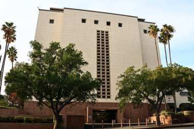 Los Angeles, Kaliforniya - 30 Kasım 2025: Kenneth Hahn İdari Salonu, Los Angeles 'ta 500 W. Temple Caddesi' nde bulunan hükümet binası.