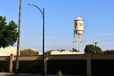 Los Angeles, Kaliforniya - 5 Kasım 2025 Warner Bros. Stüdyoları. Merkezi Burbank 'teki Warner Bros. Stüdyoları' nda bulunan Amerikan film ve eğlence stüdyosu.