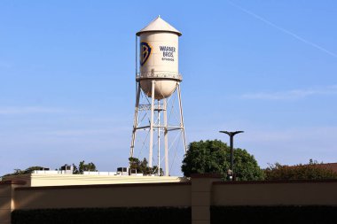 Los Angeles, Kaliforniya - 5 Kasım 2025 Warner Bros. Stüdyoları. Merkezi Burbank 'teki Warner Bros. Stüdyoları' nda bulunan Amerikan film ve eğlence stüdyosu.