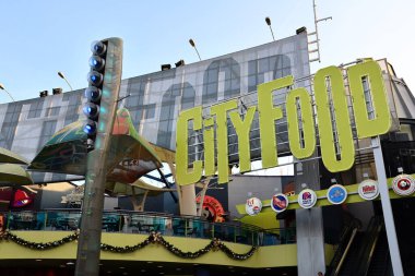 Los Angeles, California - 5 Kasım 2025: Universal Stüdyoları 'nda UNIVERSAL STÜDIOS CITYWALK CITYFOOD