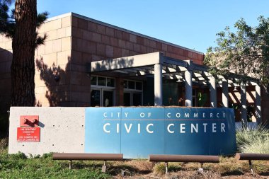 Ticaret, Kaliforniya - 8 Kasım 2025: Ticaret Merkezi Belediye Tabelası