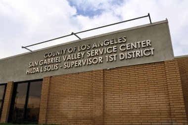 Güney El Monte, Kaliforniya - 11 Kasım 2025: Hilda L. Solis Ofisi, Los Angeles İlçe 1. Bölge Denetçisi 1441 Santa Anita Bulvarı