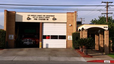 Güney El Monte, Kaliforniya - 11 Kasım 2025 Los Angeles İtfaiye Departmanı, İtfaiye 90, Güney El Monte Şehri, Belediye Acil Servis Binası