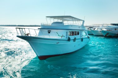 Kanal ve evler El Gouna Resort. Mısır, Kuzey Afrika