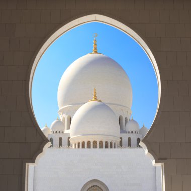 Şeyh bin Zayed Ulu Camii göster