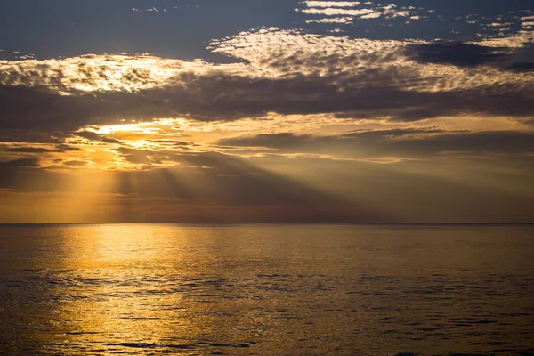 Goa şaşırtıcı günbatımı