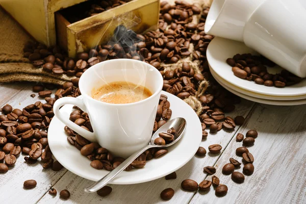 Steaming coffee cup — Stock Photo, Image