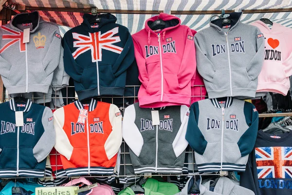 Kleding markt in Camden Town — Stockfoto