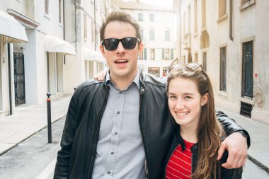 ve şık erkek kardeşim