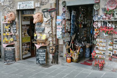 Tipik Umbrian yemek salonu