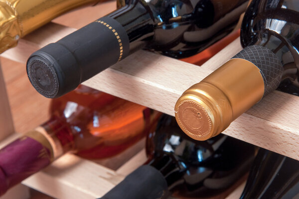 Различные бутылки вина
