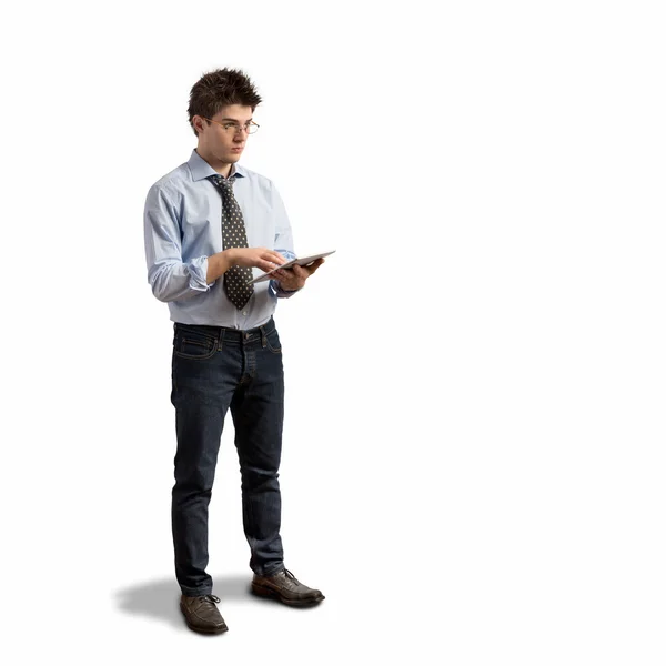 Молодой человек с планшетом — стоковое фото