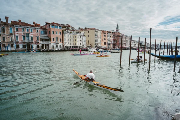 Vogalonga, Venetië, Italië. — Stockfoto