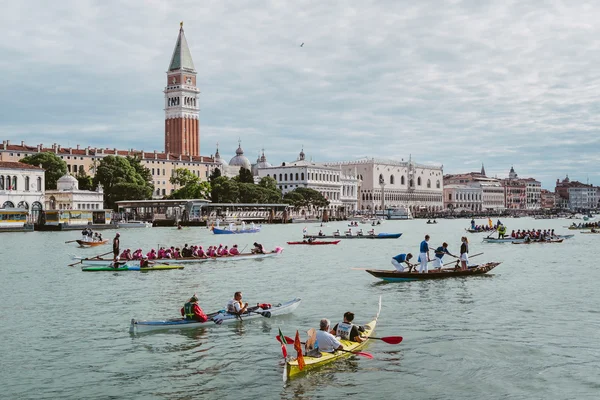 Vogalonga, Venedig Italien. — Stockfoto