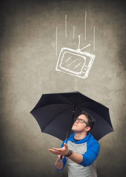 Jeune homme avec parapluie — Photo