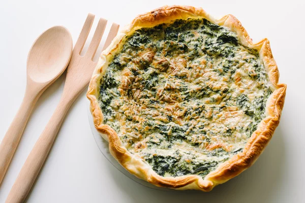 Quiche z ricottą i szpinakiem — Zdjęcie stockowe