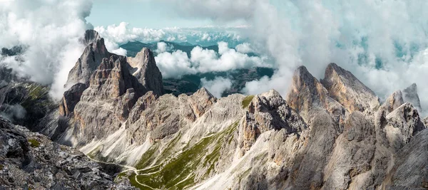 Панорамний Вид Вершини Гір Долиною Rosengarten Group Dolomites Italy — стокове фото