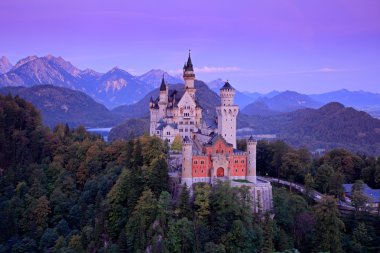 ünlü neuschwanstein Şatosu