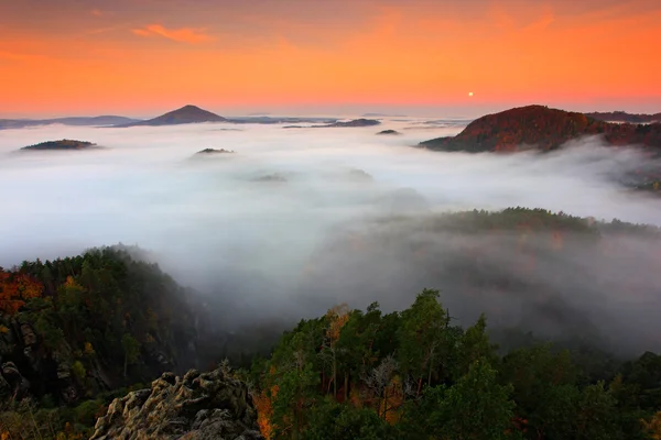 Na podzim údolí českého Švýcarska — Stock fotografie