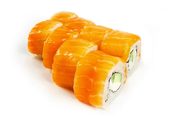 somon ve avokado ile rulo