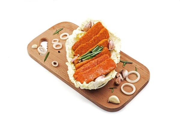 Balık kroket kırıntıları içinde