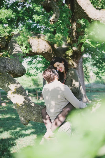 A beautiful couple in love, outdoor — Stock Photo, Image