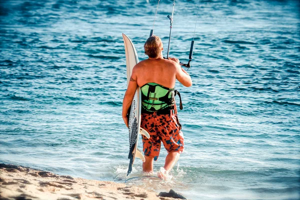 Kiteboarding. Eğlenceli Okyanusu