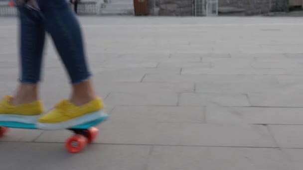Close Van Skateboard Het Park — Stockvideo