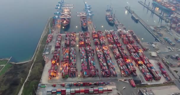 启航时船厂工作吊桥集装箱货轮及货机的物流与运输 物流进出口及运输业背景 — 图库视频影像