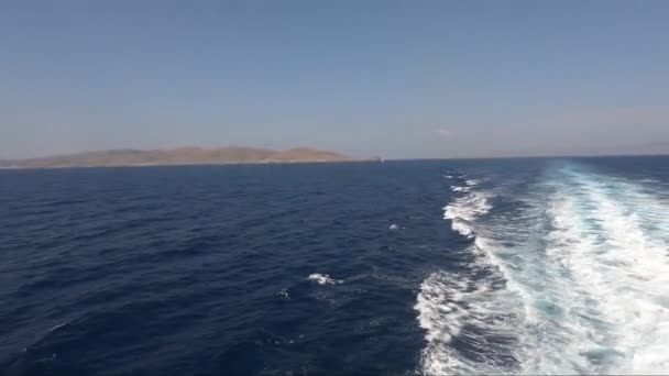 Глубоко Синяя Вода Средиземного Моря Океанские Волны Отдых Теплоходе Европе — стоковое видео