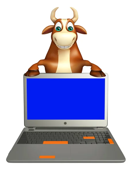 Diversión Bull personaje de dibujos animados con ordenador portátil —  Fotos de Stock