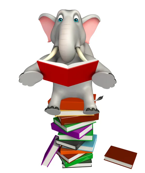 Χαριτωμένο ελέφαντα κινούμενα σχέδια χαρακτήρα με στοίβα βιβλίων — Φωτογραφία Αρχείου