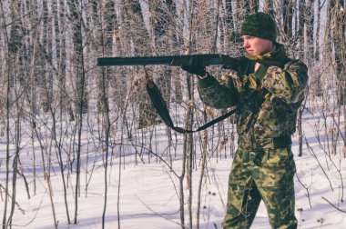 Bir avcı ile bir gun.tif