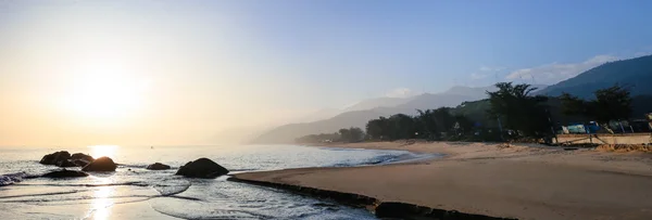 Günbatımı Nanaodao, Guangdong
