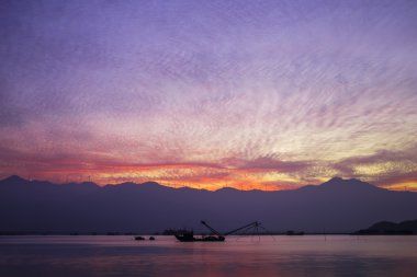 Günbatımı Nanaodao, Guangdong