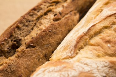 Çavdar ve beyaz ekmek yakın çekim