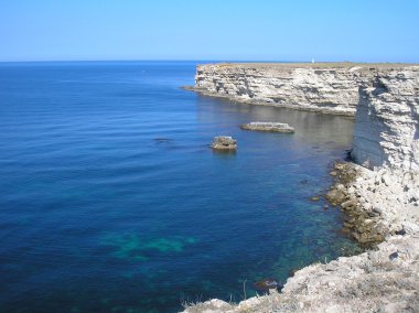 Deniz, gökyüzü, kayalar