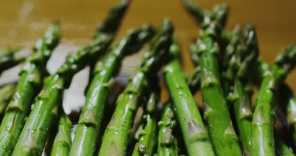Asparagus freshness in slowmotion — Stock Video