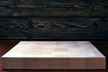 Eski ahşap arka planda kesim tahtası