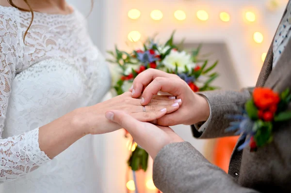 Ramo de bodas. Ramo nupcial de varias flores . —  Fotos de Stock