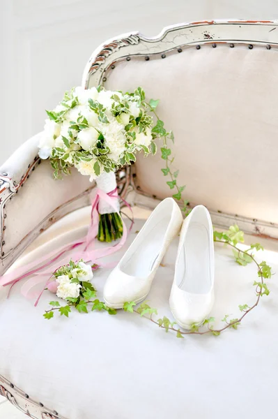 Svatební kytice. Svatební kytice různých. — Stock fotografie