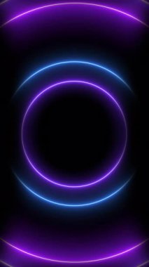 Pürüzsüz, parlak mor ve pembe eşmerkezli daireler içeren hipnotik dikey bir döngü soyut bir tünelden düşmenin etkisini yaratıyor..