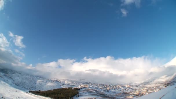 Nuvens Time Lapse sobre a montanha Hermon em Israel — Vídeo de Stock