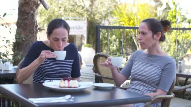 Tek yumurta ikizi birlikte vakit