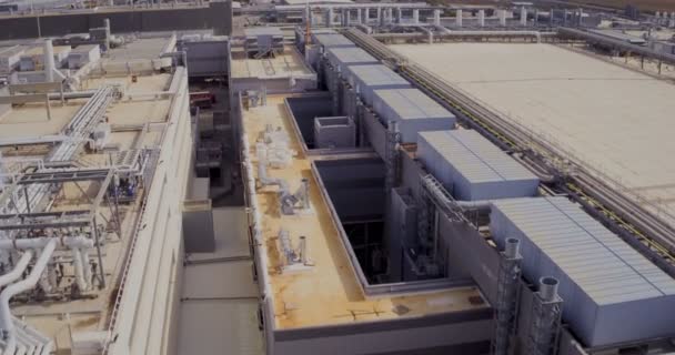 Снимки с воздуха большого промышленного комплекса — стоковое видео