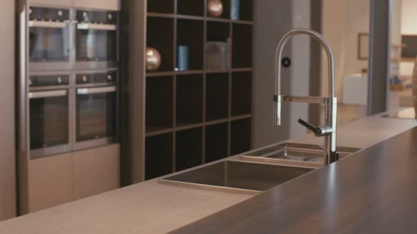 Tracking shot of a luxury kitchen — Stock Video